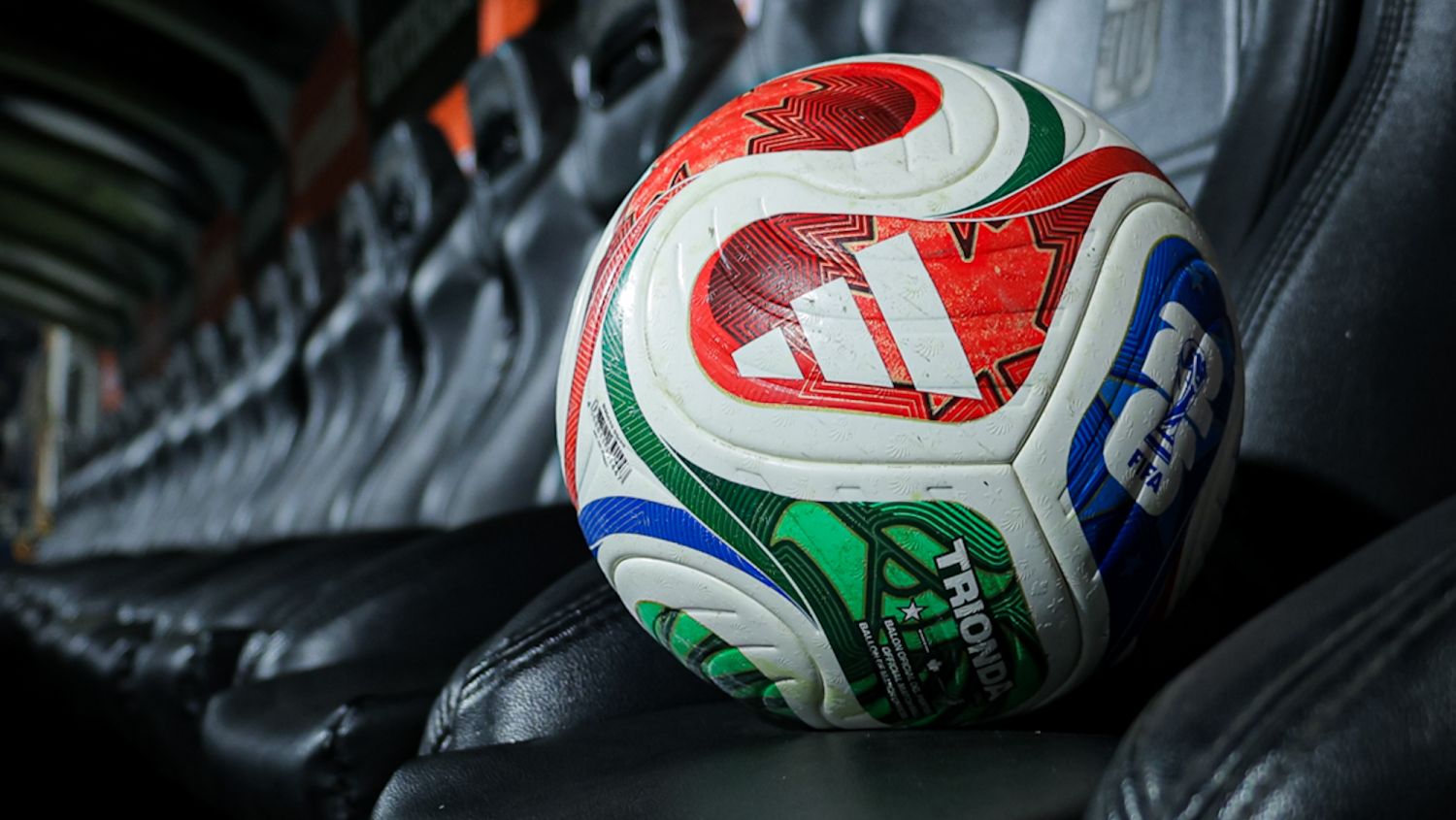 Trionda, la pelota del Mundial, llegó a la Liga1 Te Apuesto